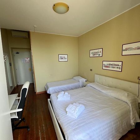 Hotel Petit Royal Ospedaletti Exterior photo